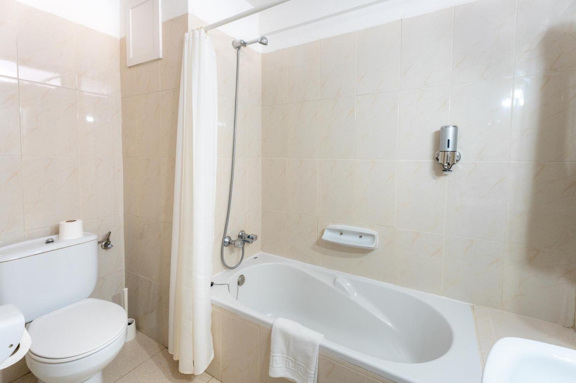 Apartamentos Borinquen Playa de las Americas  Luaran gambar
