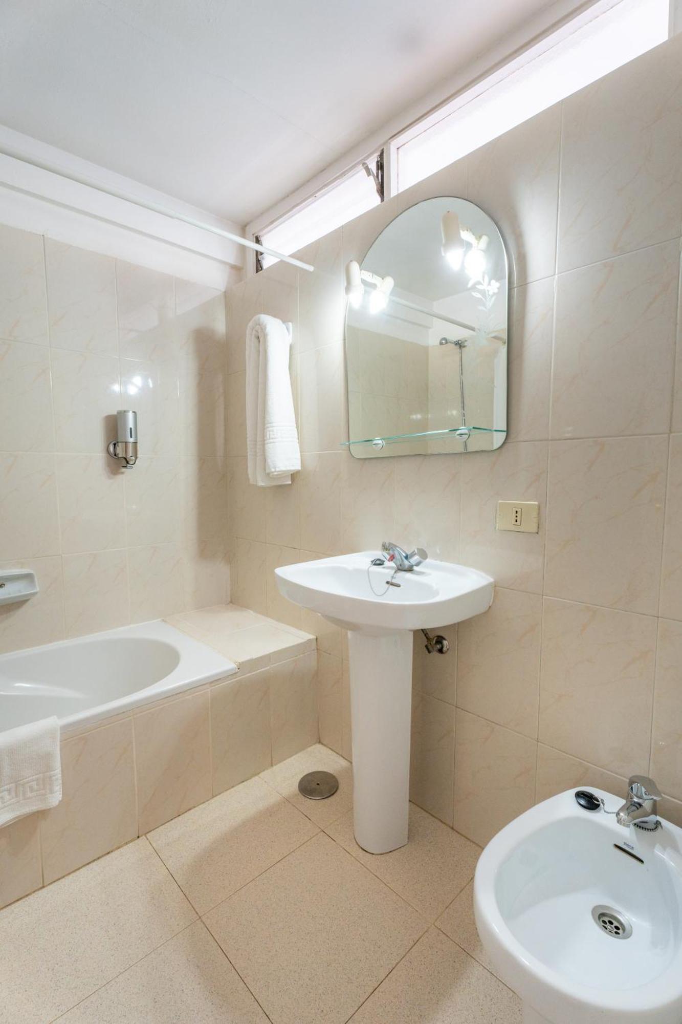 Apartamentos Borinquen Playa de las Americas  Luaran gambar