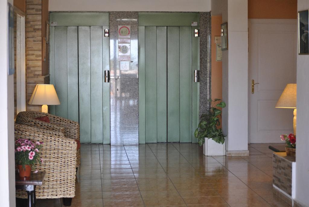 Apartamentos Borinquen Playa de las Americas  Luaran gambar