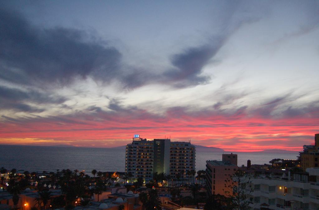 Apartamentos Borinquen Playa de las Americas  Luaran gambar